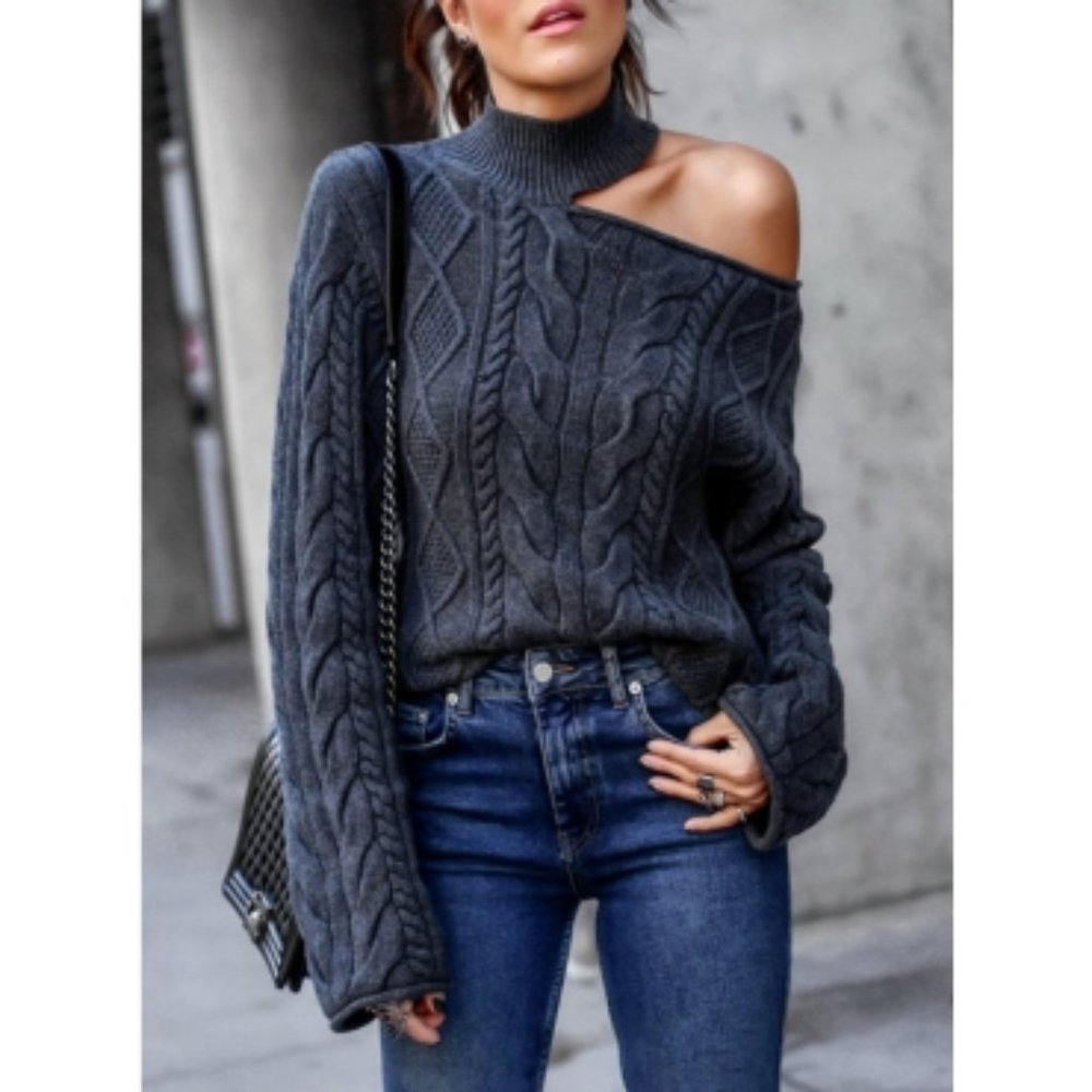 Sweater  jnauniquecompany.com
